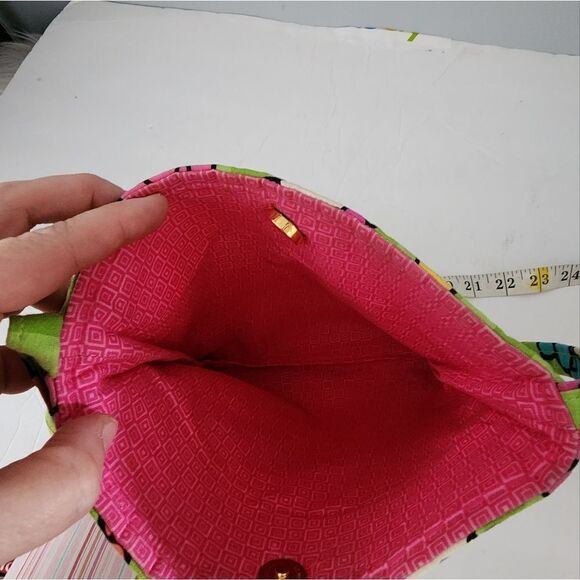 Hello Kitty handcrafted crossbody purse - Picture 2 of 6